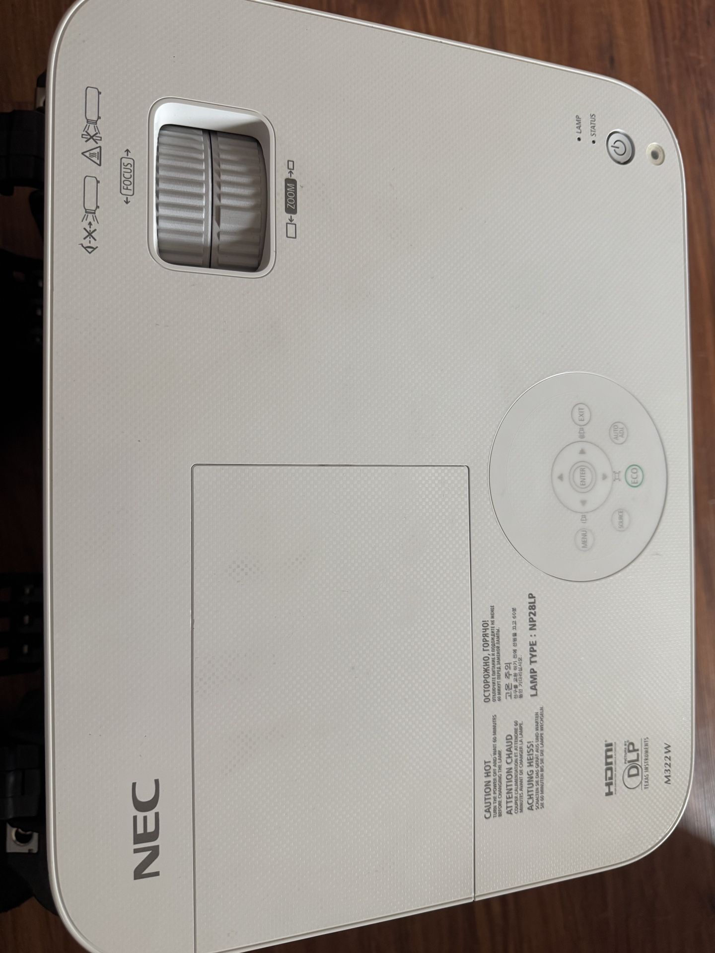 NEC M322W Projector