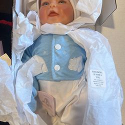 Lee Middleton Original Doll – “Polar Baby” (Millennium 2000 Limited Edition)