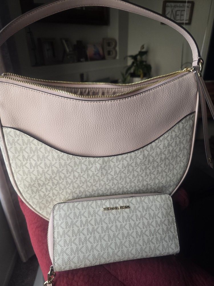 Michael Kors Large Dover Halfmoon Hand Bag & Matching Wallet