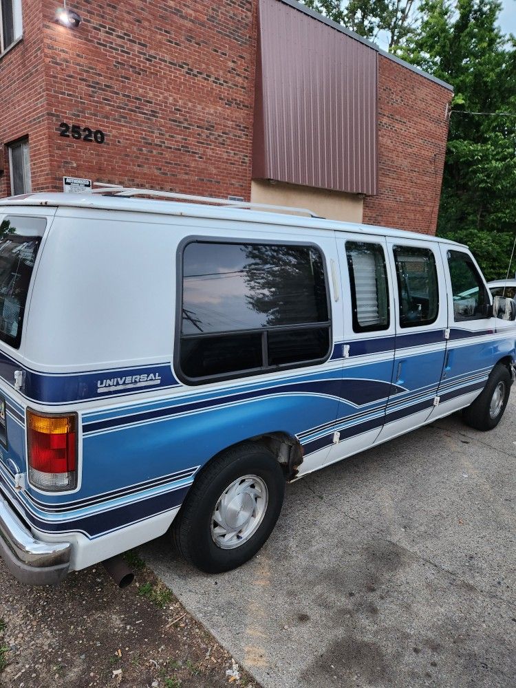 Van Good Condition $2500
