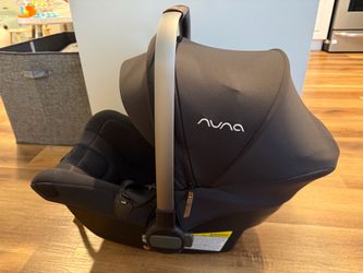 Nuna PIPA Lite LX Infant Car Seat & Base