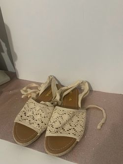 Women’s shoes
