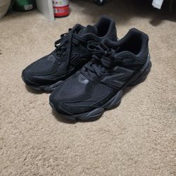 New Balance 9060 Size 11 Mens