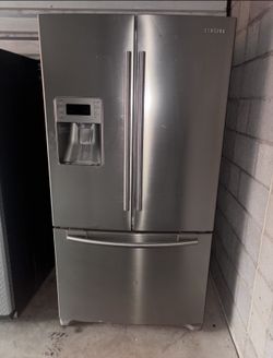 Samsung Stainless Steel Refrigerator And Freezer