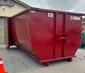 Roll off container