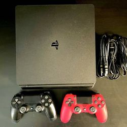 PS4 slim 500Gb with 2 controller