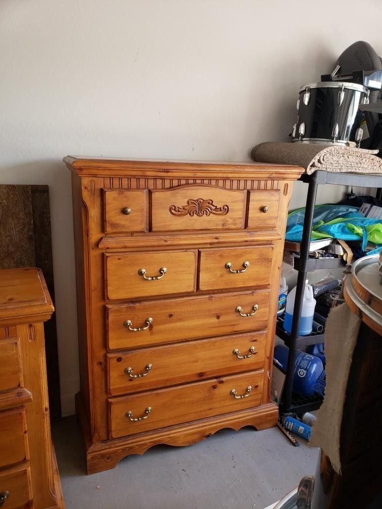 Solid Wood Dresser w/ Mirror + Chest of Drawers – $400
Timeless Quality – Built to Last