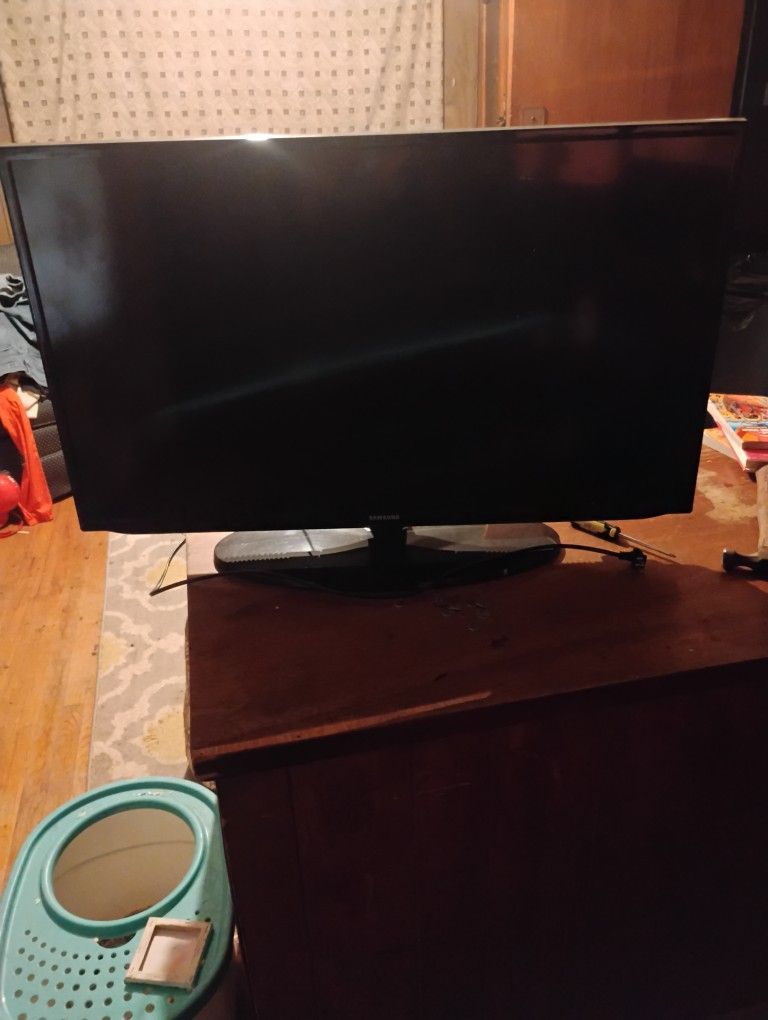 Flat Screen TV 40 Inch