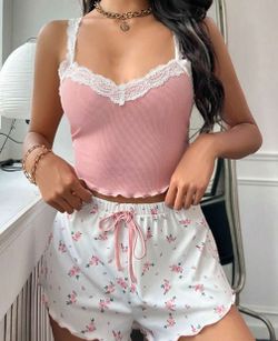 Women's Pink Lace Trim Cami Top & Floral Print Shorts Pajama Set 