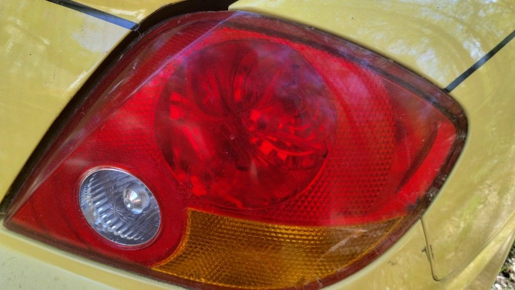 Hyundai Tiburon Back Tail Lights