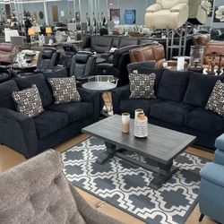 Beautiful Set, Sofa And Loveseat 