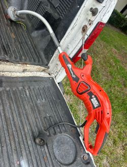 Weed BLACK DECKER Electric It works perfectly