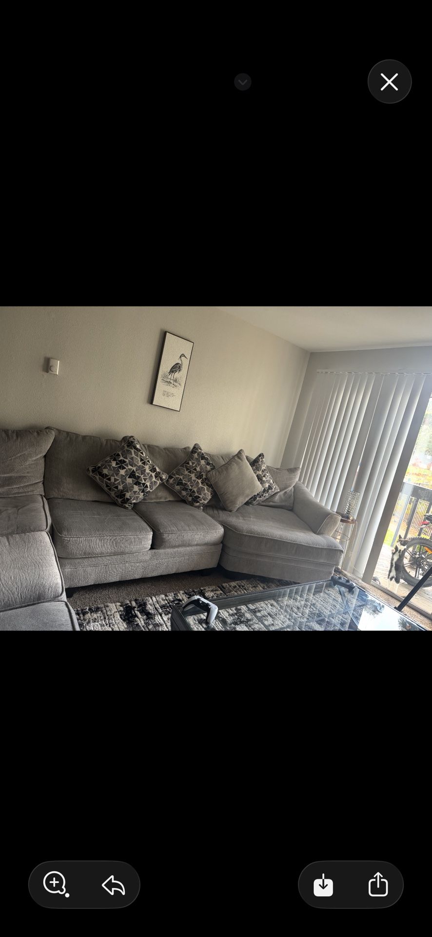 Like New Sofa – Excellent Conditi