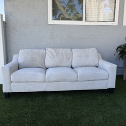 beautiful  White sectional sofa /couch  82”x34”…