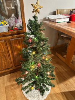 3' Lighted christmas tree with skirt 