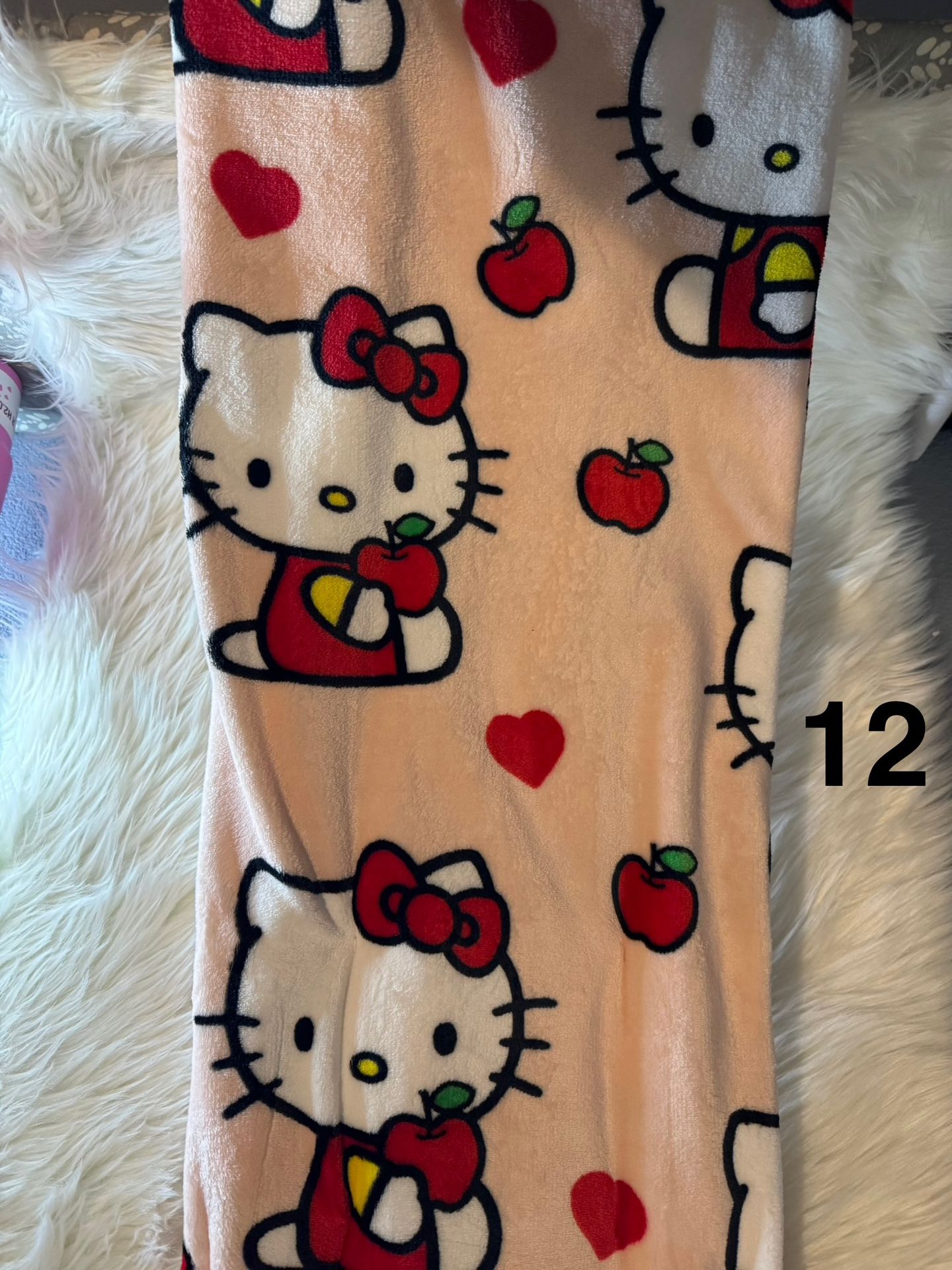 Hello Kitty Throw