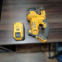 Dewalt   Rod Cutter 