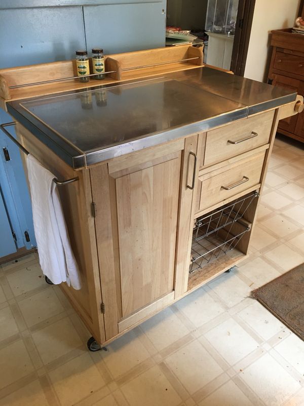 Kitchen Island Wood Metal Top This Is A Really Solid Kitchen Island Wood Metal Top This Is A Really Solid Beautiful Piece 3ft High 3 Ft Wide 7 Counting Paper Towel Holder 2ft Side Width