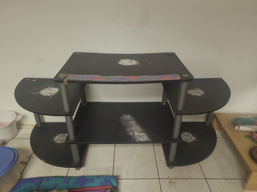 Entertainment Table