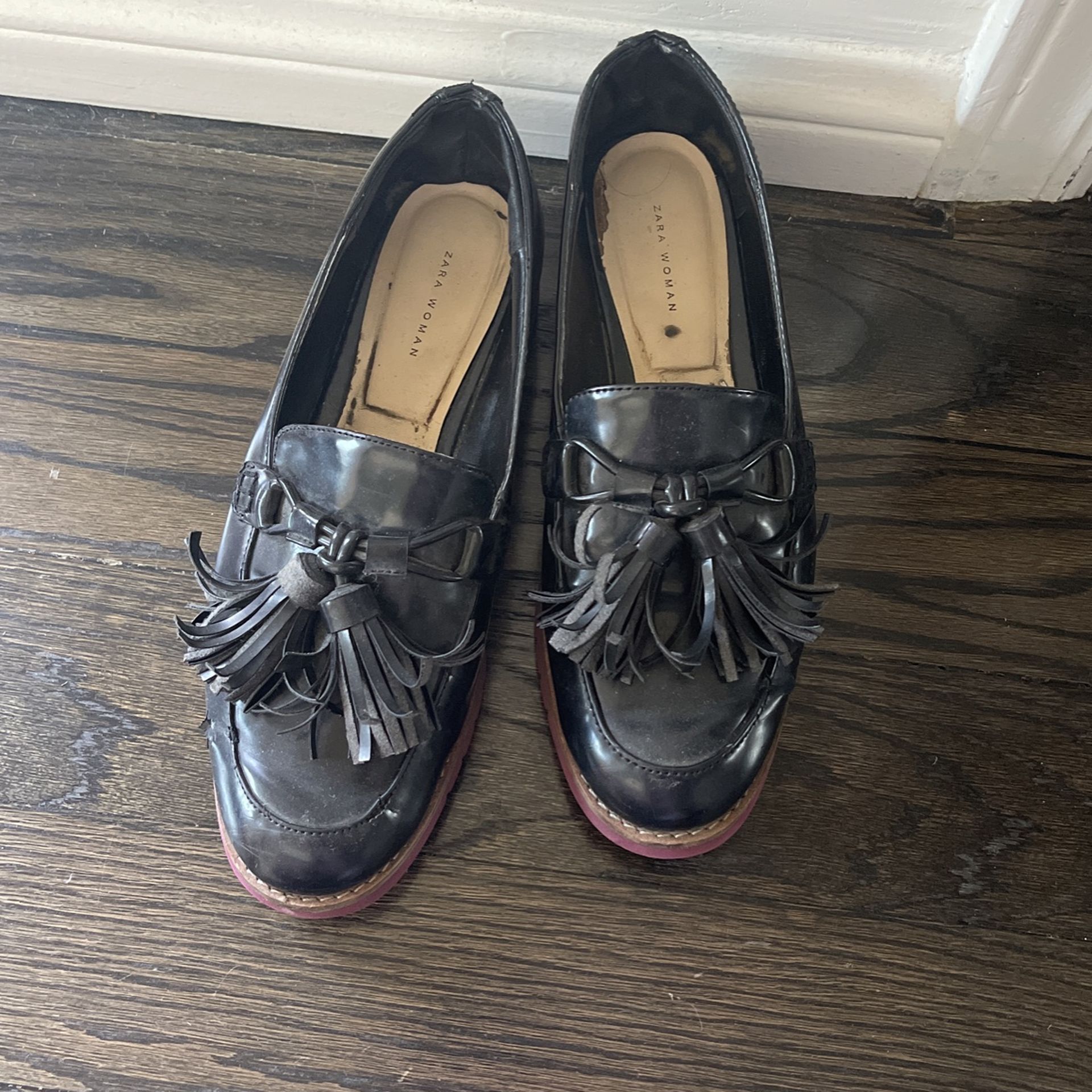 Used Pair Of Zara Flats