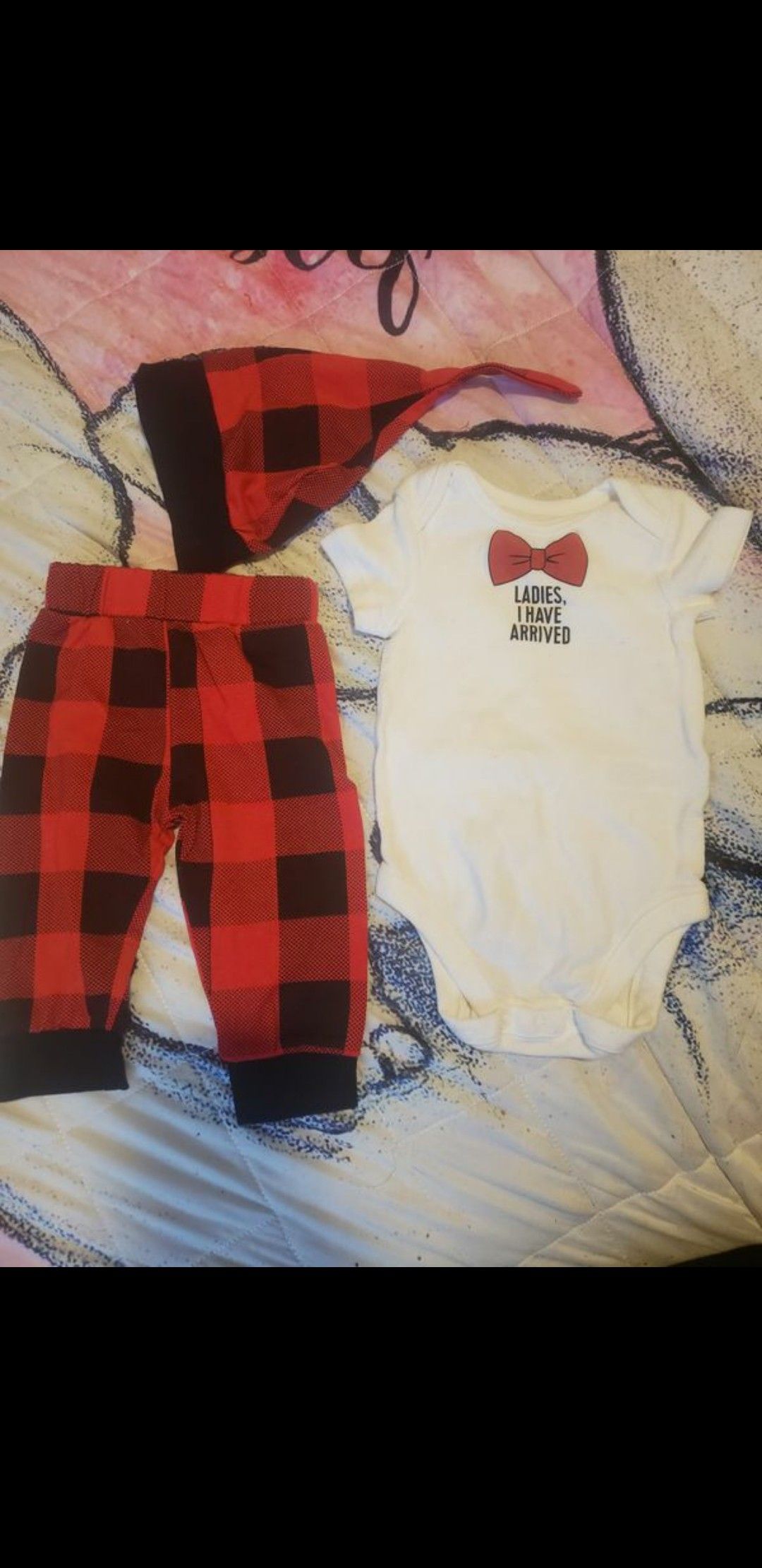 Baby 3-6 months. Super cute set. Flawless. Pants and hat new never worn!