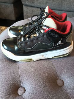 Tenis jordan size 6.5Y