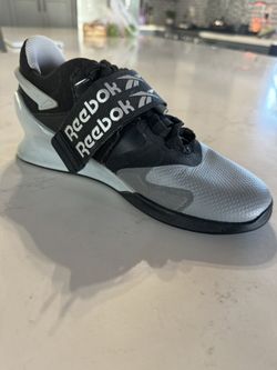 Reebok Women’s Weightlifting Shoes, Size 7