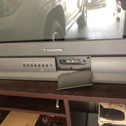 24” Tv In Good Working Condition 