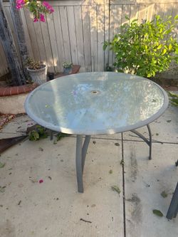 Outdoor table