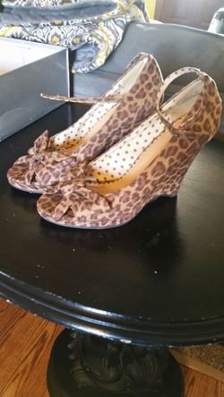 Leopard wedges size 7 1/2