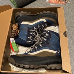 Vans Gore Tex Snow Kicker Boot