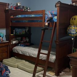 *REDUCED** Solid Wood Bunk Bed/ Twin Bedroom Set With Mattresses