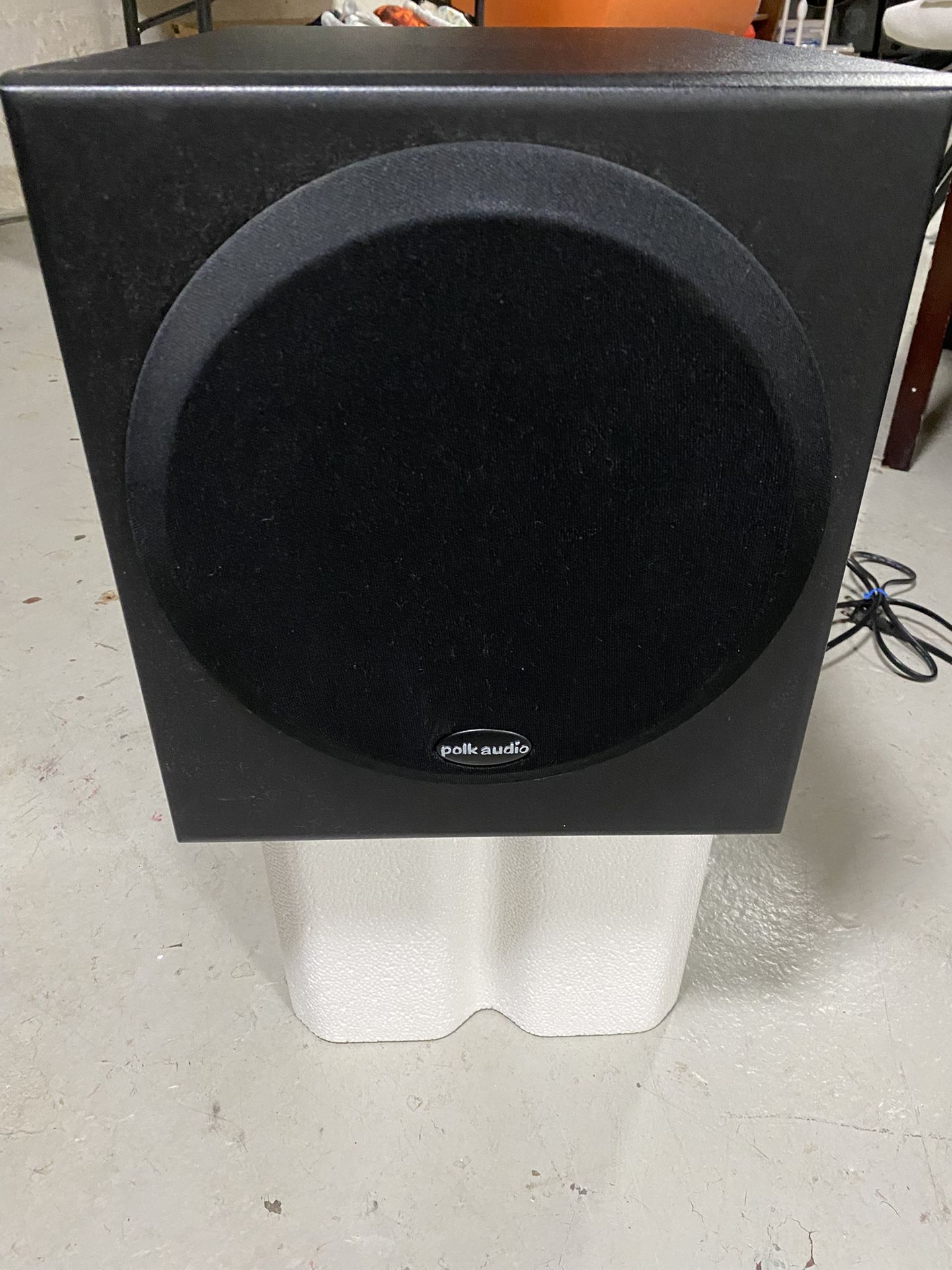 Polk Audio PSW-250 Subwoofer 8” LOUD