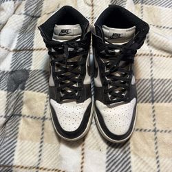 Nike Dunks 