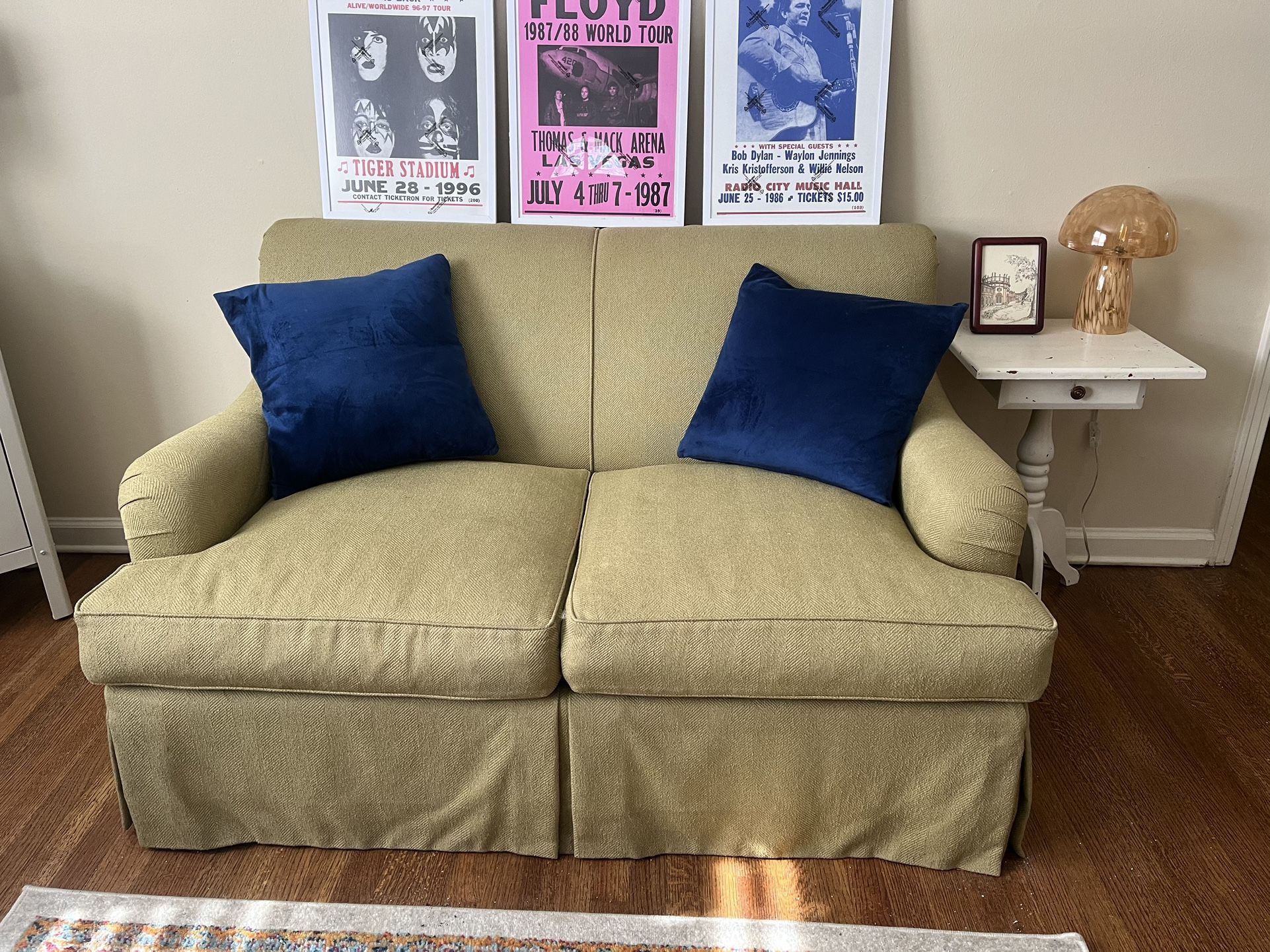 Loveseat