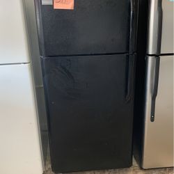 Frigidaire Refrigerator Black Excellent  . Warranty  . Delivery Available . 2203 Fowler St. 33901