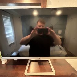 HP Monitor For Sale 