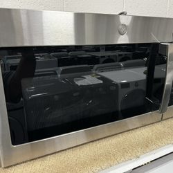 NEW IN BOX! GE Stainless Microwave