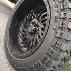 wheels 22x10 tires 33 