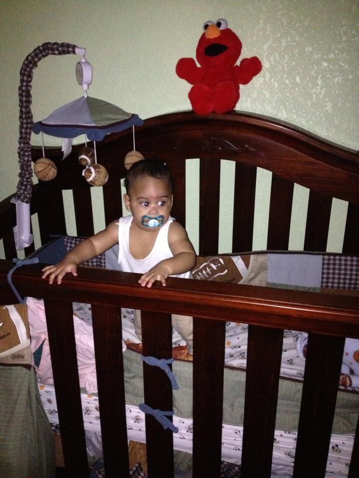 Mahogany Wood Crib / Full Size Bed