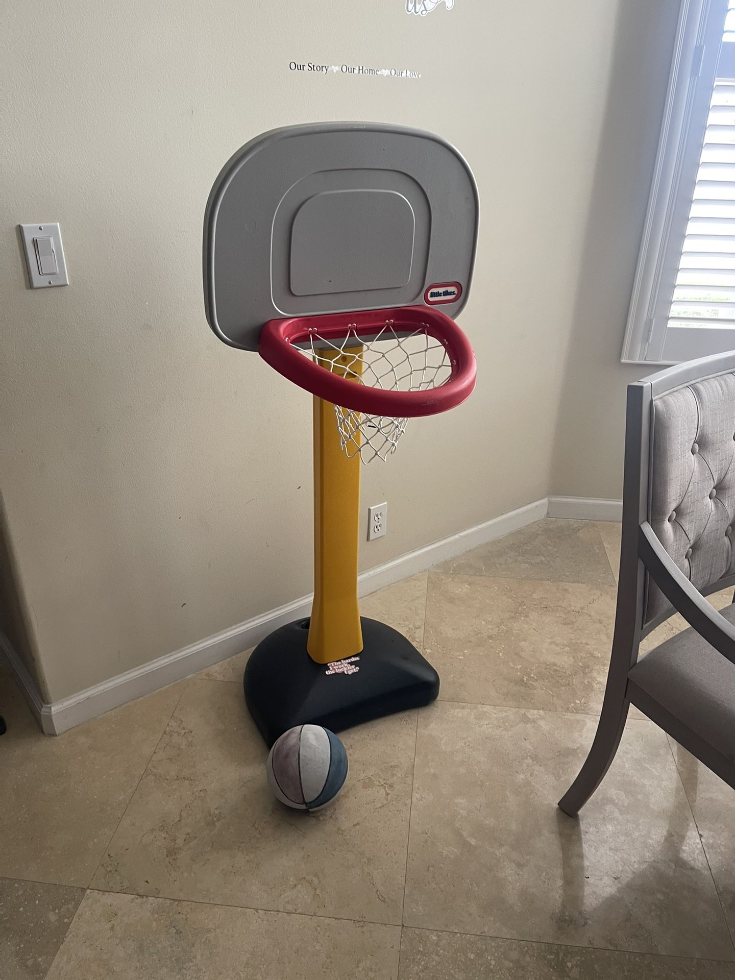 Kids Basketball Hoop with Ball- LIKE NEW