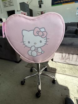 Hello Kitty heart vanity chair