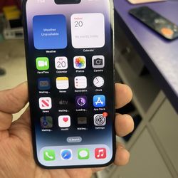Apple iPhone 14 Pro 128 gb unlocked with store warranty 