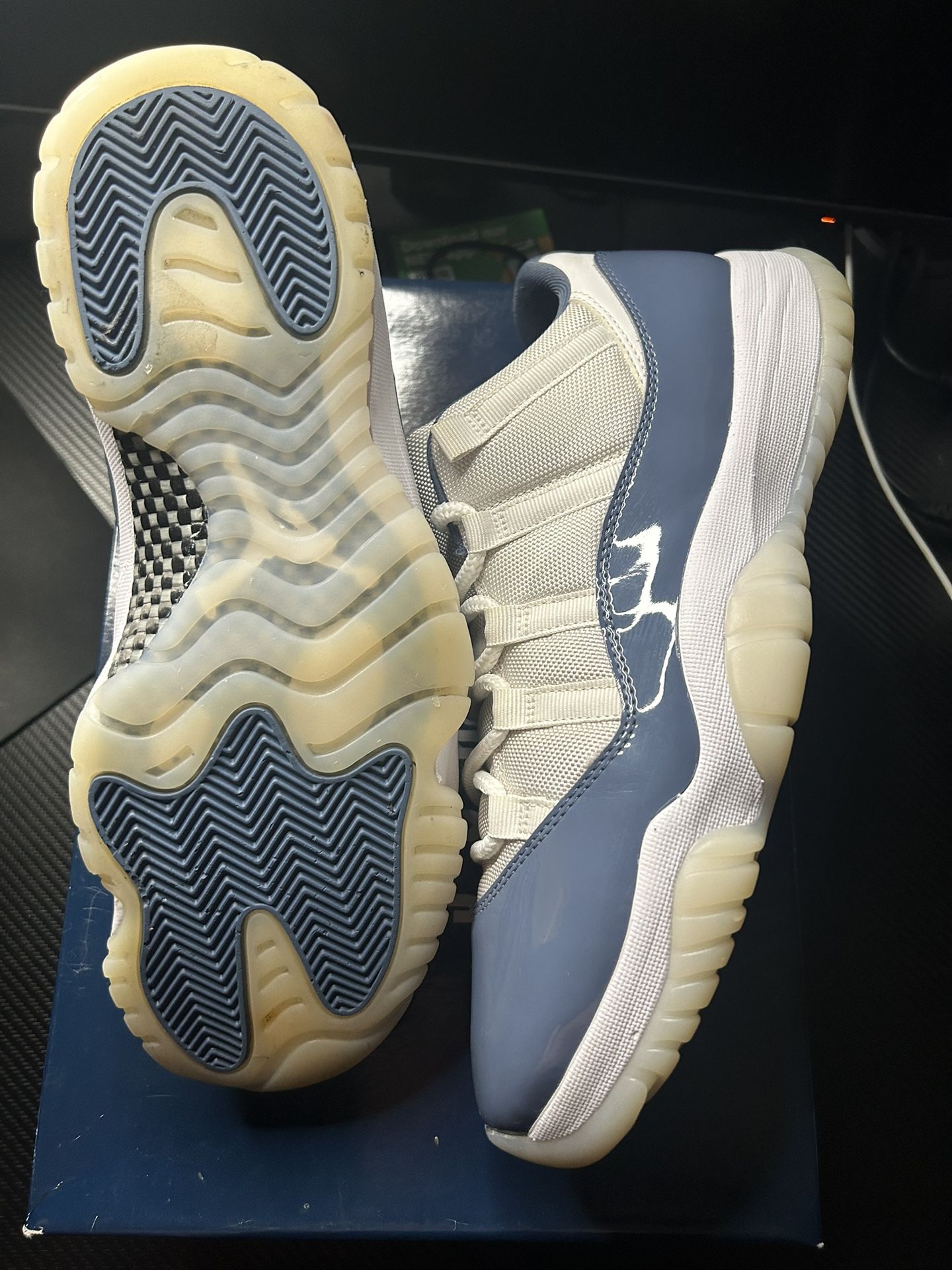 Jordan 11 Low Diffused Blue Size 11.5 Used
