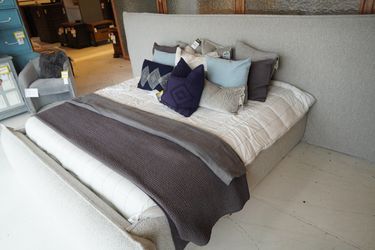 Universal Lux Pebble Upholstered Lux King Wall Bed