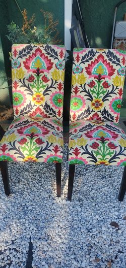 Preowned Beautiful Chairs