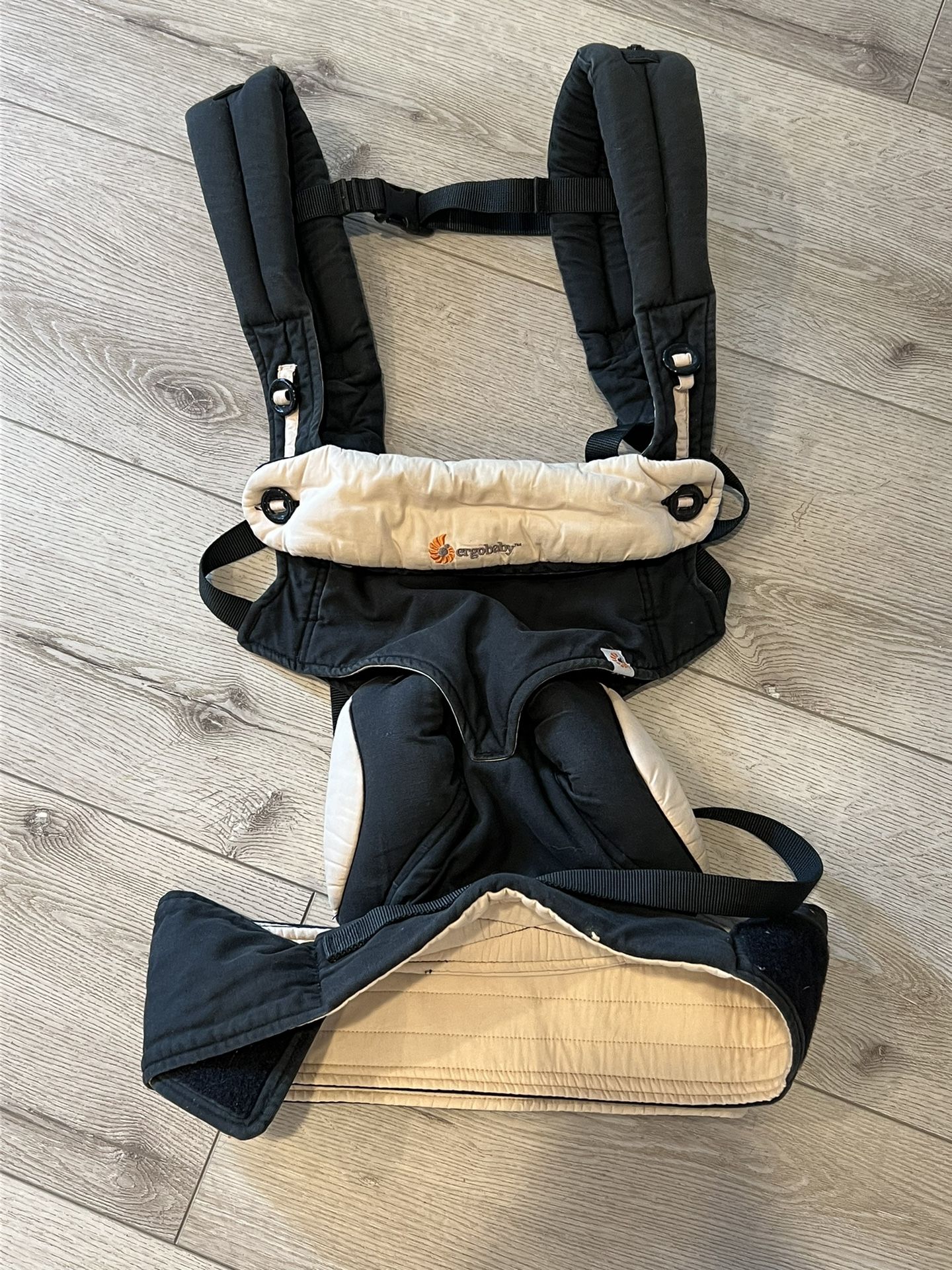 Ergo Baby Infant Carrier 360