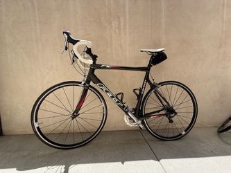 Felt F1C Full Carbon Road Bike (60cm / XL) – Shimano Dura-Ace / Ultegra