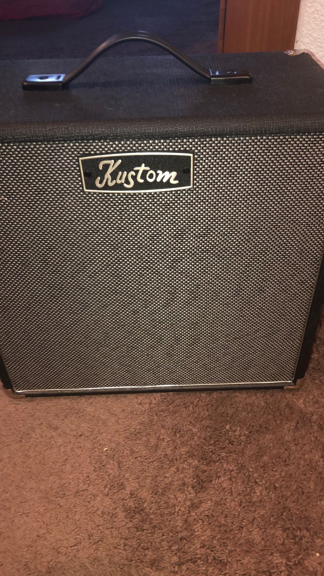 Kustom defender speaker