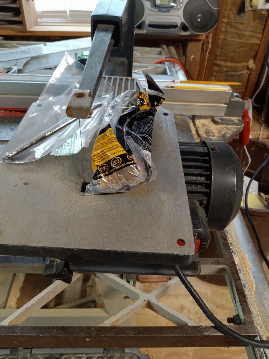 Craftsman Scroll Saw